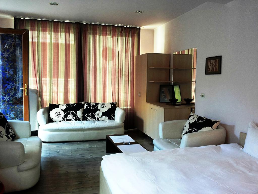 Lucas 10 Apartments Cluj-Napoca Room photo