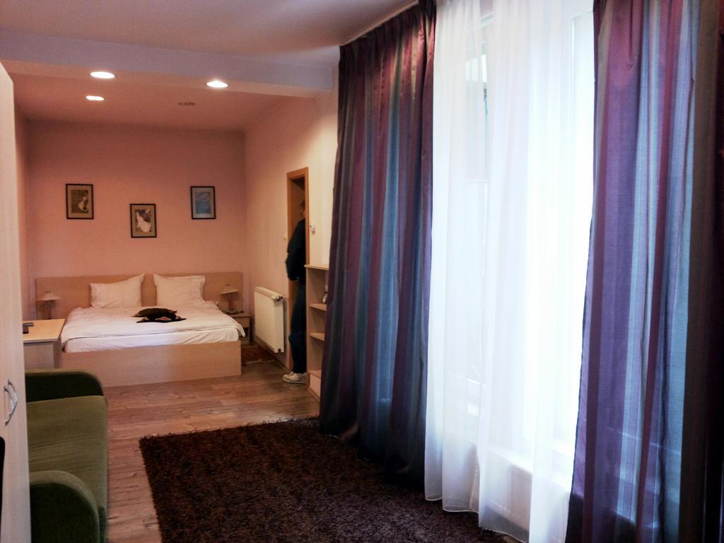 Lucas 10 Apartments Cluj-Napoca Room photo